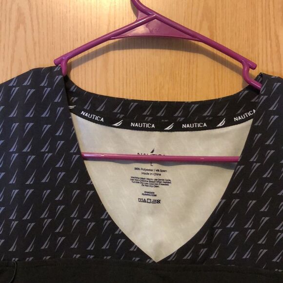 Nautica size large scrub top NWOT - Picture 5 of 7
